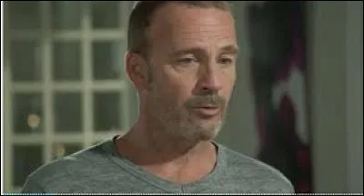 Comment se nomme le personnage qui a été évadé des Baumettes ?