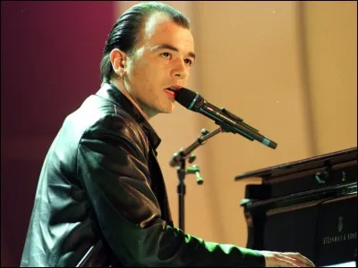 1997 : Quel prénom féminin est le titre d'une chanson de Pascal Obispo ?