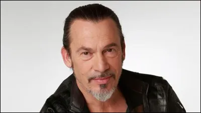 2003 : À qui Florent Pagny souhaite vendre son âme d'après les paroles de sa chanson "Ma liberté de penser" ?