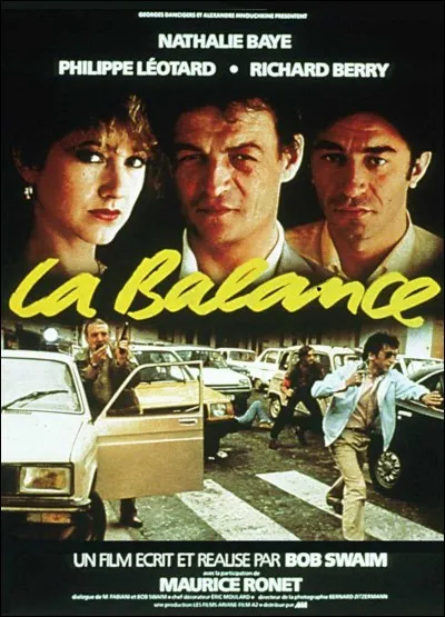 Populairement : Servile, tra&icirc;tre, chafouin, hyppocrite, balance, d&eacute;gonfl&eacute; !