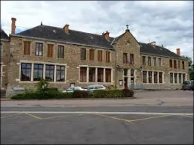 Village Sa&ocirc;ne-et-Loirien, Dracy-Saint-Loup se situe dans l'ancienne r&eacute;gion ...