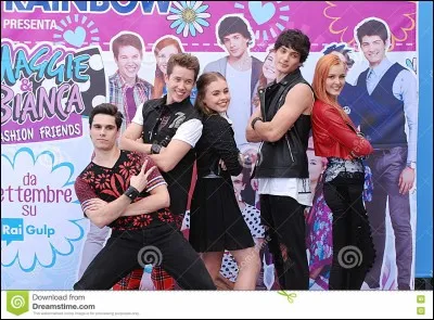 Quel est le pr&eacute;nom du professeur Ferrari ?