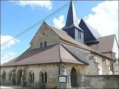 Nous terminons cette balade devant l'église Saint-Symphorien de Ponthion. Commune du Grand-Est, dans l'arrondissement de Vitry-le-François, elle se situe dans le département ...
