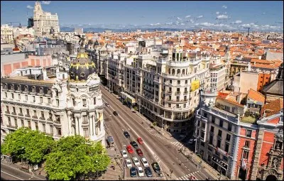 De quel pays cette ville est-elle la capitale ?