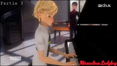 Combien d'activité(s) pratique Adrien ? (Sans compter le fait qu'il soit un super héro)