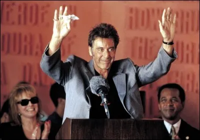 Année : 1999
Genre : Comédie Dramatique 
Acteurs : Al Pacino, Cameron Diaz
Indices : Football/Présidente/Vieillesse/Débutant. 
Quel est ce film ?