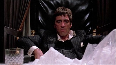 Année : 1983 
Genre : Action 
Acteurs : Al Pacino, Michelle Pfeiffer
Indices : Cuba/Cocaïne/Baignoire/Pègre.
Quel est ce film ?