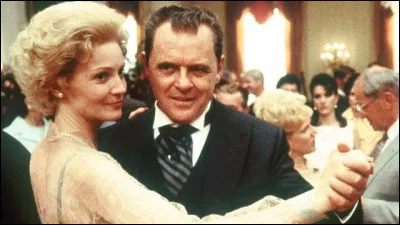 Année : 1995 
Genre : Biopic 
Acteurs : Anthony Hopkins, Joan Allen
Indices : Président/Controverse/Alcool/Watergate. 
Quel est ce film ?
