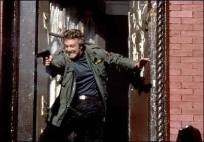 Année : 1985 
Genre : Policier 
Acteurs : Mickey Rourke, John Lone
Indices : New-York/Mafia/Polonais/Journaliste. 
Quel est ce film ?