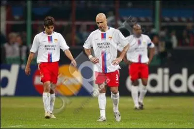 Quel club joue sous ces couleurs ?