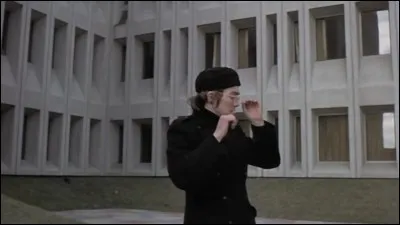 Ann&eacute;e : 1969Genre : Science-fictionActeurs : Ronald Mlodzik, Paul Mulholland.Indices : Cosm&eacute;tique/Femmes/Maladie/Organes.Quel est ce film ?