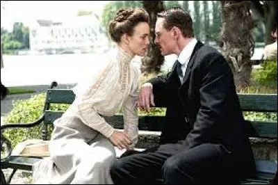 Ann&eacute;e : 2011 Genre : Drame Acteurs : Keira Knightley, Michael Fassbender.Indices : Hyst&eacute;rie/Freud/Ma&icirc;tresse/Patiente.Quel est ce film ?