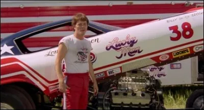 Ann&eacute;e : 1979Genre : Drame Acteurs : William Smith, Claudia Jenning.Indices : Concurrent/Course/Dragsters/Manager. Quel est ce film ?