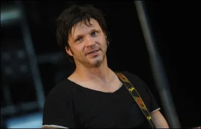 Noir Désir chante ''Marlène''. Qu'était l'Ange bleu dans le film éponyme qui lança la carrière de Marlene Dietrich ?