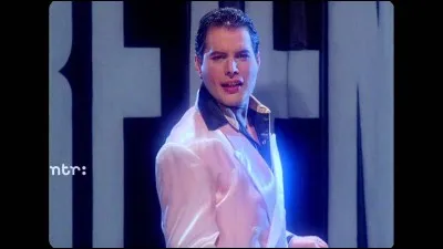 Freddie Mercury a repris ''The Great Pretender'' des Platters. Dans quel pays est né Freddie Mercury ?