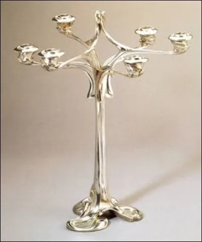 Qui a réalisé cette œuvre intitulée "Chandelier en argent" ?