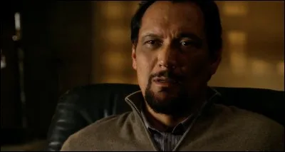 Comment s'appelle le psy d'Annalise ?