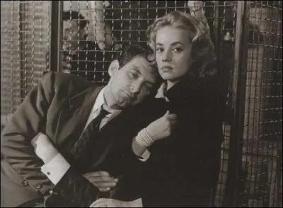 Terminez ce titre d'un roman de Nol Calef, qui a t adapt au cinma en 1958 par Roger Nimer : 'Ascenseur pour ... '