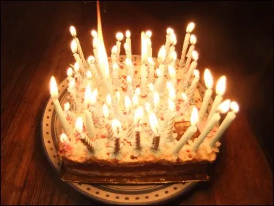 Bien, maintenant, passons à toi. Pour commencer, quel âge as-tu ?