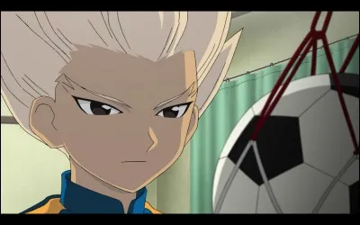 Que fait Axel pour aider ses coéquipier quand ils doutent durant un match ?