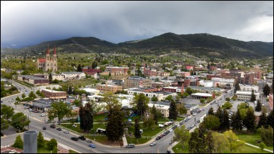 Cette ville des Etats-Unis, petite capitale de l'Etat du Montana, c'est ...