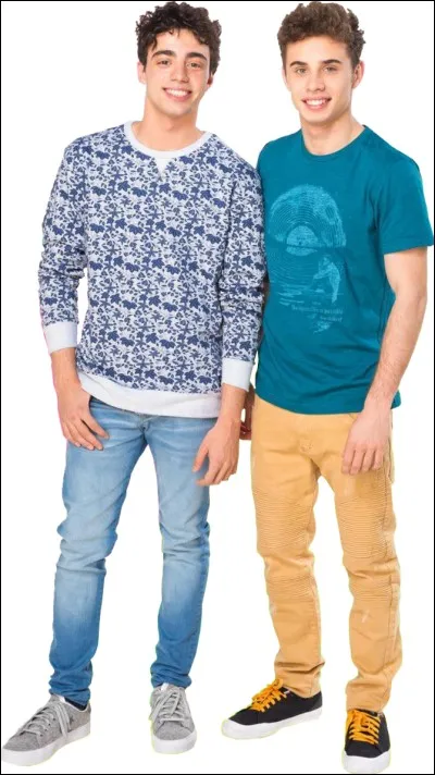 De quel instrument joue Alex ?