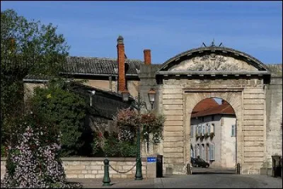 Dieuze est un village ..