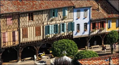 Laquelle de ces villes d'Ariège possède ses couverts ?