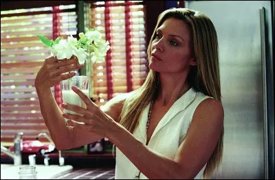 Dans "Laurier blanc", Michelle Pfeiffer interprète une mère devenue assassin...