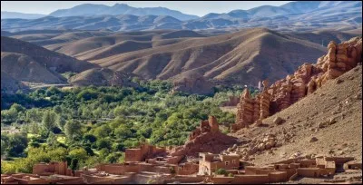 Quel boxeur était surnommé "Le Bombardier marocain" ?