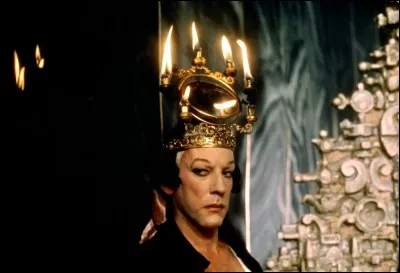 C'est étonnamment le canadien Donald Sutherland que le réalisateur Federico Fellini a choisi pour incarner Casanova, l'un des illustres personnages de Venise...