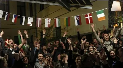 Musique !
On connaît le concours Eurovision de la chanson primant la meilleure chanson européenne. Dans la fin des années 70, il existait, aussi, dans les pays de l'Est un autre concours de la chanson, c'est le concours Intervision.
Quelle méthode utilisait les organisateurs pour comptabiliser les votes ?