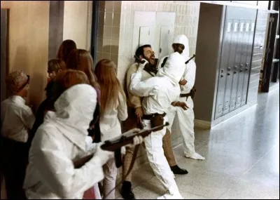 Année : 1973 
Genre : Science-Fiction 
Acteurs : Lane Carroll, Will MacMillan
Indices : Armée/Trixie/Crash/Avion.
Quel est ce film ?