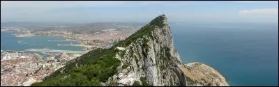 Si vous êtes superstitieux, vous savez que Gibraltar ne sera plus anglaise si par malheur (pour les anglais, tout est question de point de vue)... ?