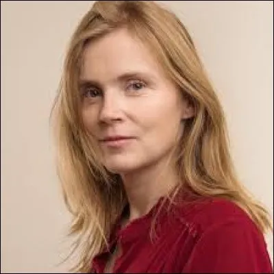 Cette actrice, lauréate du César de la meilleure actrice en 2003 pour son rôle dans "Se souvenir des belles choses", c'est ...