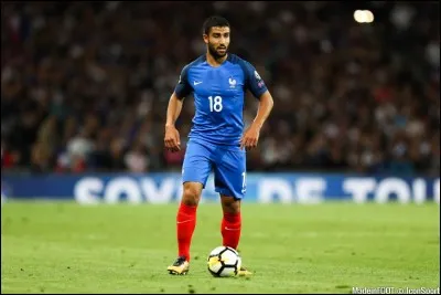 En quelle année Nabil Fekir a-t-il commencé à jouer en équipe de France ?
