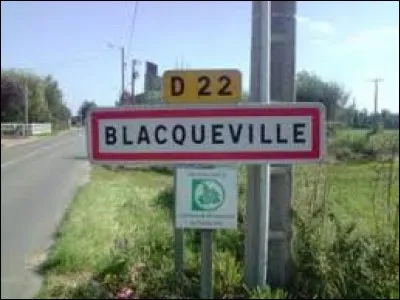 Nous sommes dans l'ancienne région Haute-Normandie, à l'entrée de Blacqueville. Nous nous trouvons dans le département ...