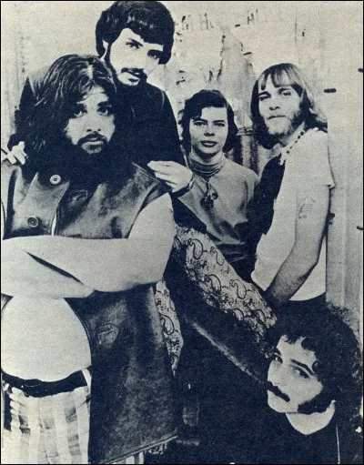 Le guitariste Alan Wilson du groupe Canned Heat meurt d'une overdose de drogues suite à une dépression en 1970.