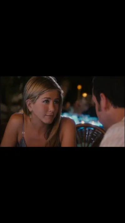 Comment s'appelle son personnage dans le film "Just Go With It" ?