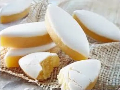 De quelle ville les calissons sont la spécialité ?