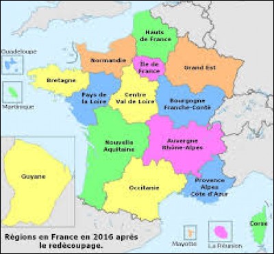 L'Alsace, la Corse et la Haute-Normandie sont composées chacune de deux départements.