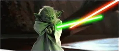 Maître Yoda affronte au sabre laser le comte Dooku dans l'épisode 3.