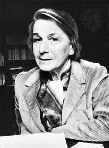 Quel est le prnom de Sarraute qui a notamment crit 'Enfance' ?