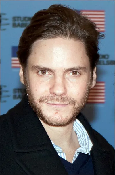 Daniel Bruhl a fait du nu frontal !