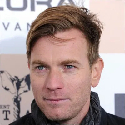 Ewan McGregor a fait du nu frontal !