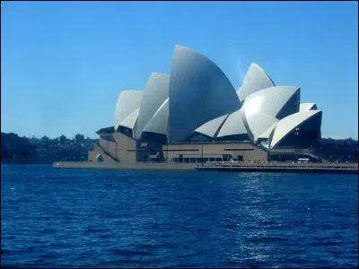 La capitale de l'Australie est...