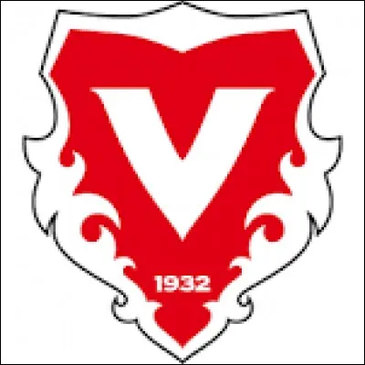 Le Liechstentein ne compte pas assez d'équipes pour organiser son propre championnat. On peut dire des supporters du FC Vaduz : "Etre ultra au Liechtenstein... Autant essayer de vendre du crack à la sortie de la messe de Saint-Nicolas du Chardonnay". Dans quel pays doivent se rendre les supporters du FC Vaduz lorsque leur équipe joue à l'extérieur ?