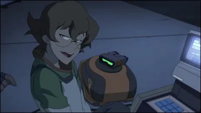 L'expression que prend Pidge sur cette image me fait beaucoup penser à celle de :