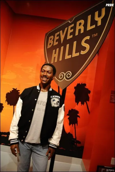 Dans "Le Flic de Beverly Hills", qui joue le rôle du sergent John Taggart ?