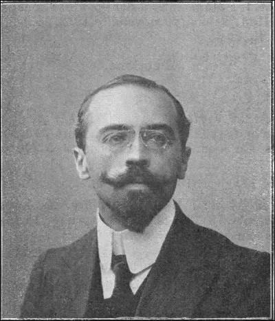 Cet homme politique a dirigé deux éphémères gouvernements de la IIIe République en 1933 et au début de 1936. il est surtout connu pour avoir été ministre de l'intérieur d'avril 1938 à mars 1940 et pour avoir fait interner les Allemands anti-nazis réfugiés en France. C'est ...